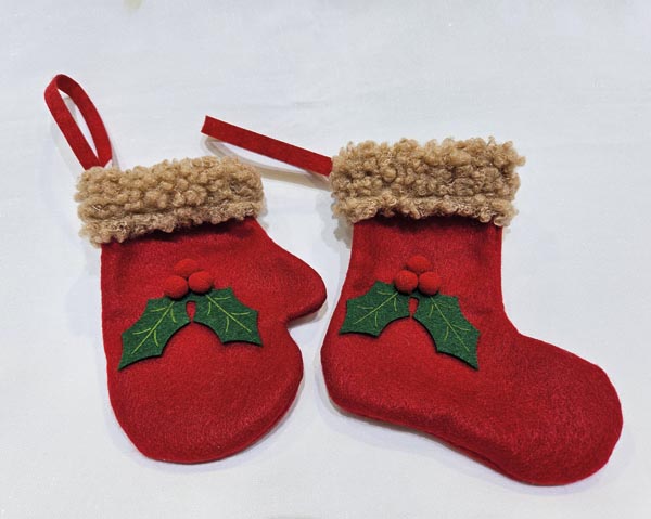 XL Santa boot and glove 14x10cm, with fur trim Very elegant