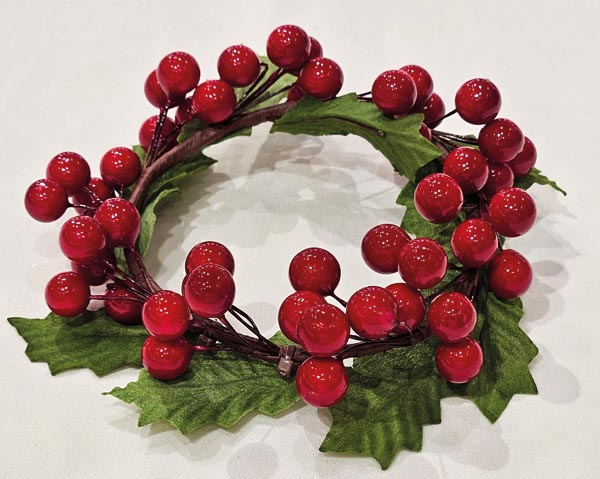 Großer Beerenkranz 15cm mit ca. 45 toll rot