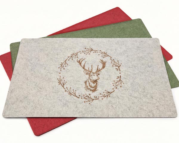 Rectangular placemat XL 49x30cm, decorated with a large tren