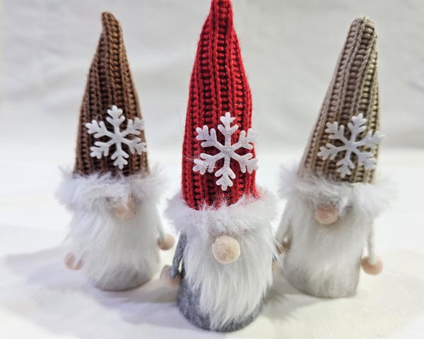 Cute gnome with fabric hat 13.5x5.5cm, with a cute nose and