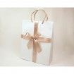 Gift bag 'Satin bow' 23x18cm, of white paper